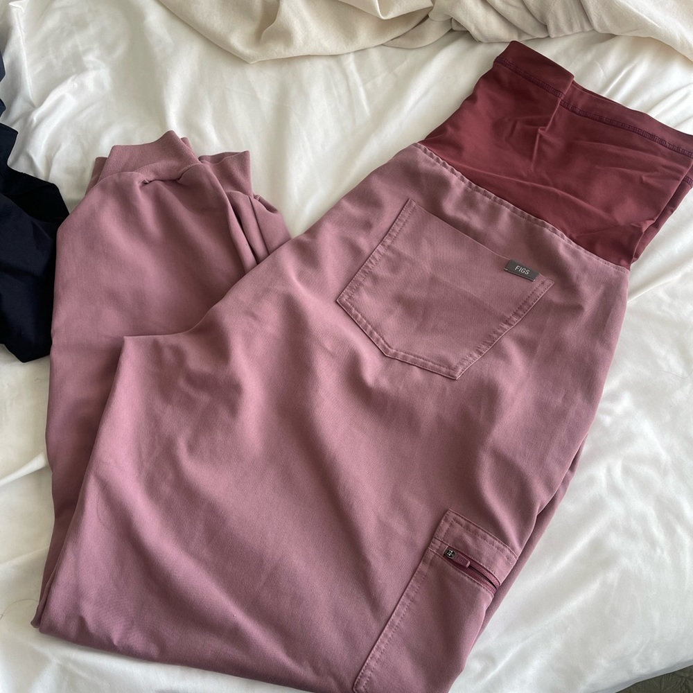 FIGS SCRUB BOTTOMS MATERNITY SZ XL MAUVE COLOR